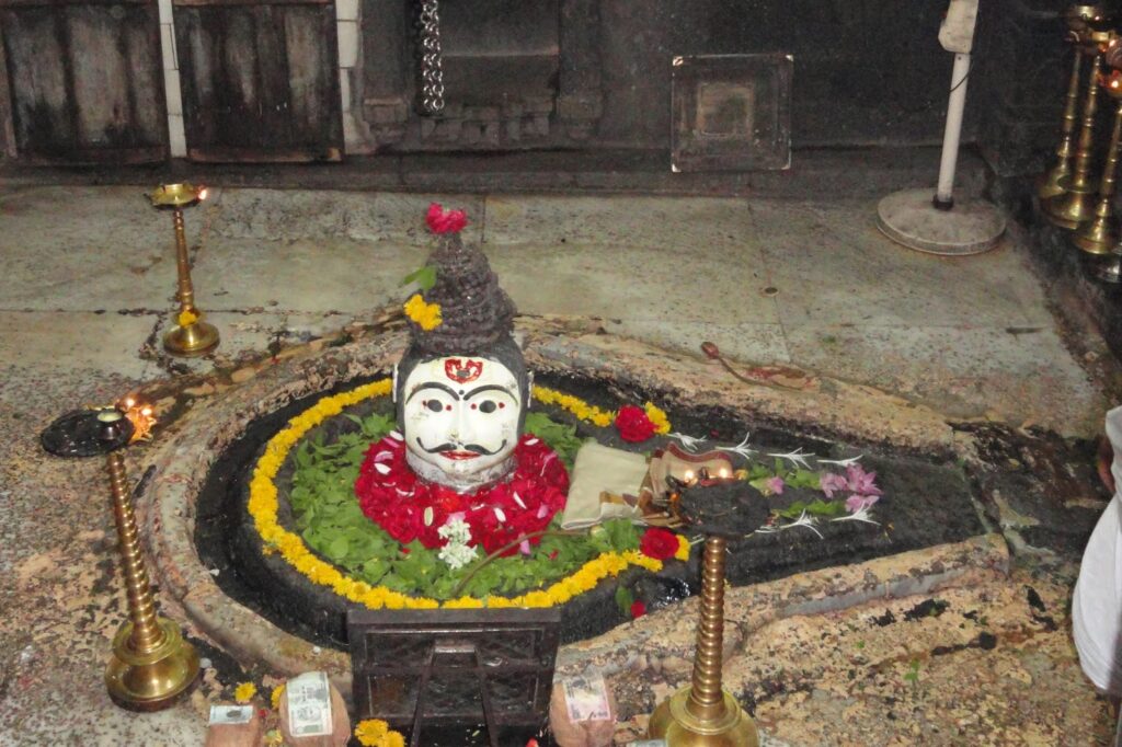 Tryambakeshwar Temple Nashik – Jyotirlinga in Maharashtra