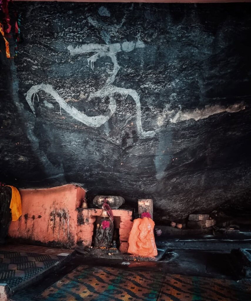  Kalpeshwar Temple – Sacred Panch Kedar in Uttarakhand