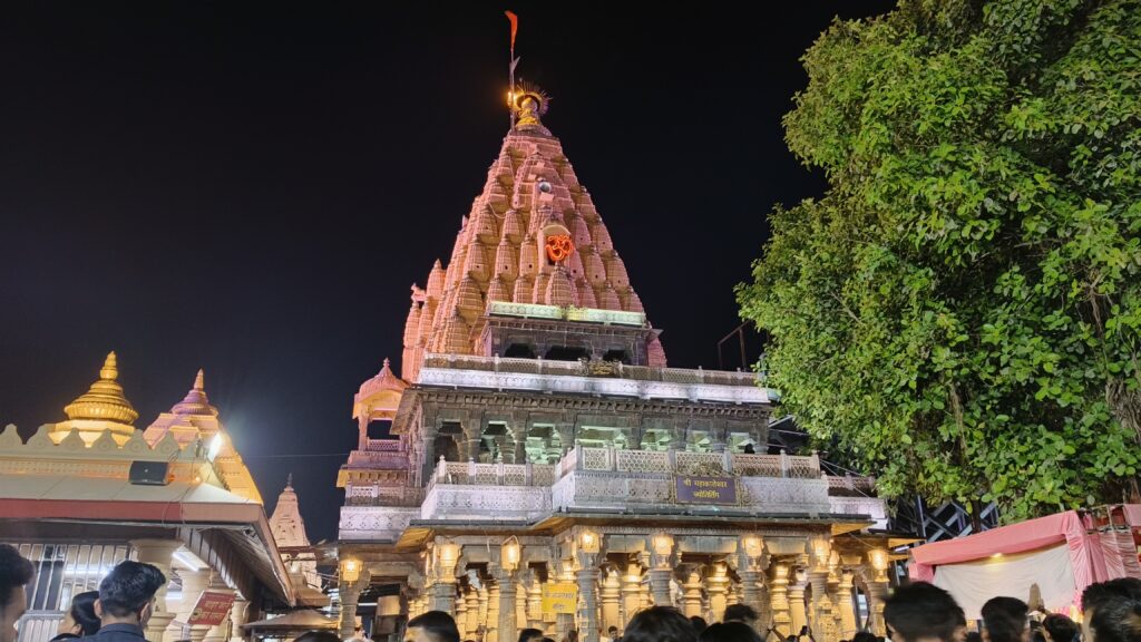 Mahakaleshwar Temple Ujjain – Jyotirlinga Darshan, Bhasma Aarti & Travel Guide