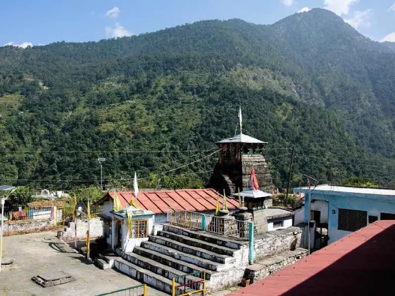 makku math temple winter seat of lord tungnath