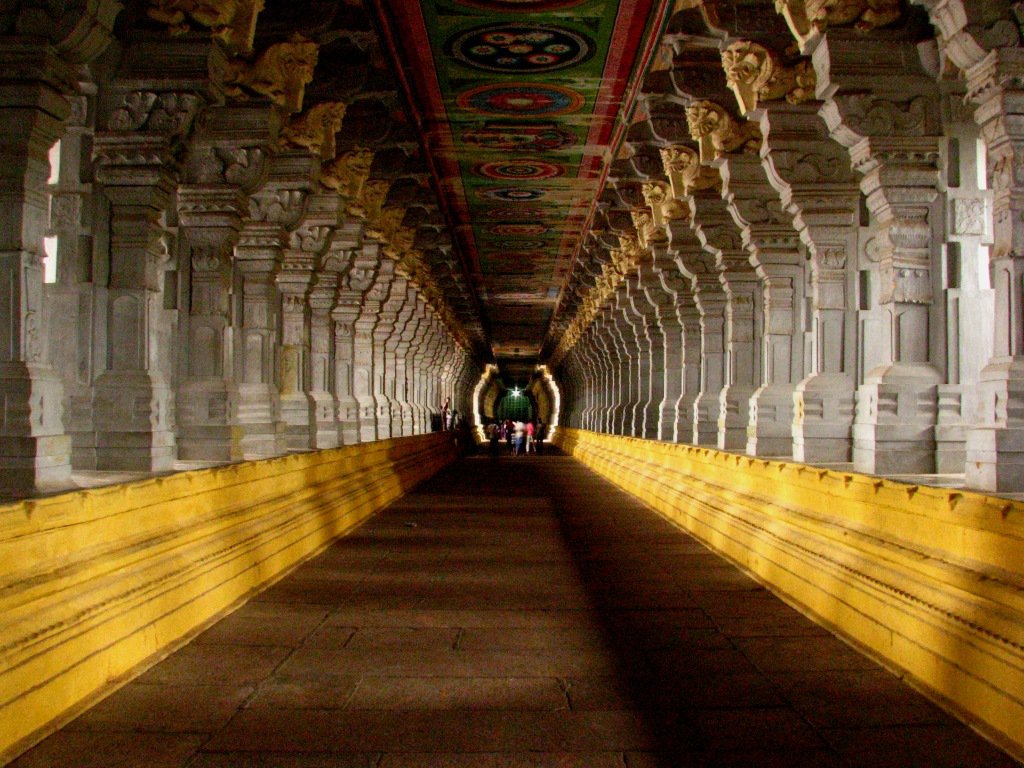 Rameshwaram Temple – Famous Jyotirlinga in Tamil Nadu