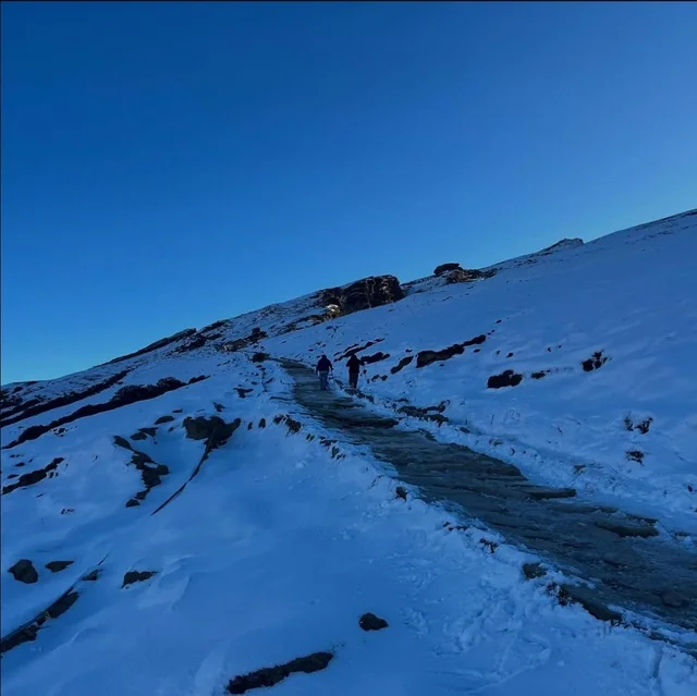 trekking route of tungnath temple