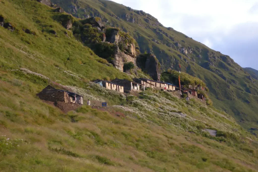 Rudranath Temple – The Mystical Himalayan Jyotirlinga in Uttarakhand