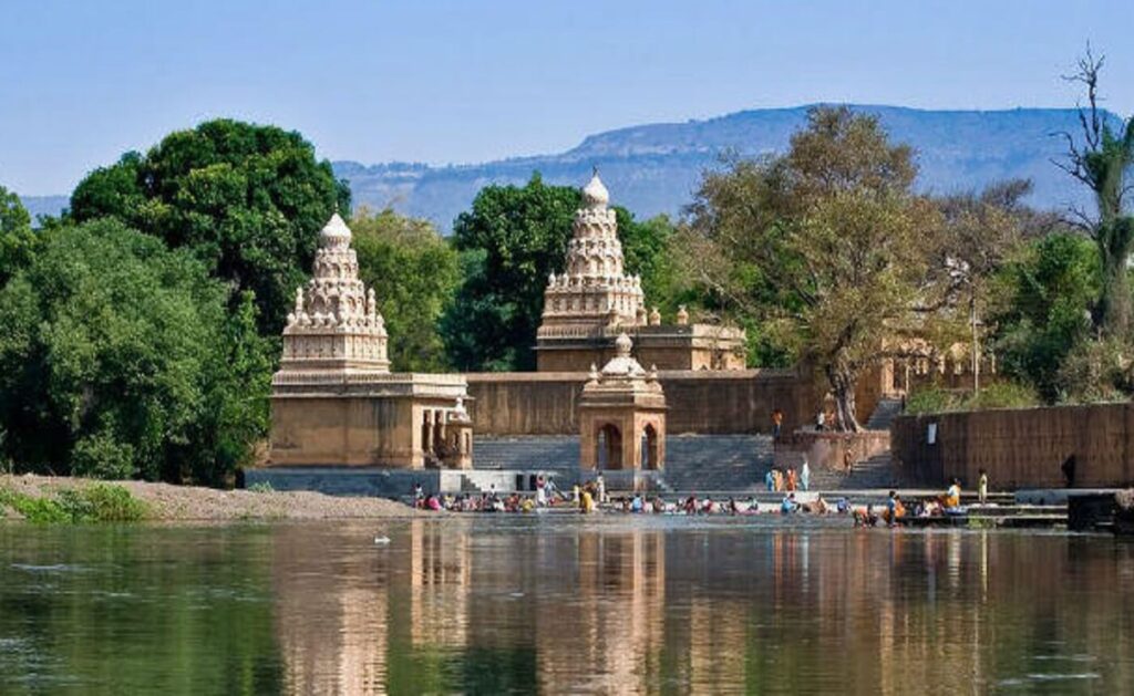 Mahabaleshwar Temple Gokarna – History & Travel Guide