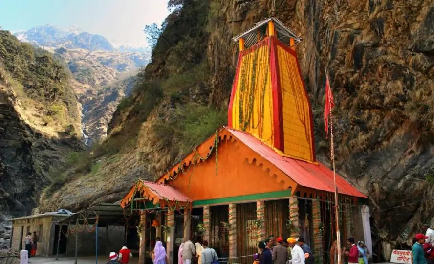 Guide to Finding the Best Char Dham Yatra Tour Package