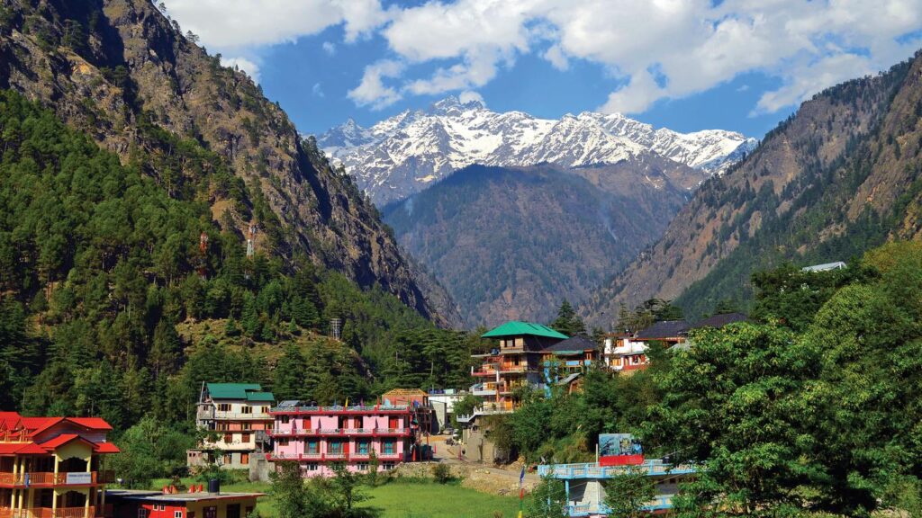 Bijli Mahadev Temple – Lightning Shiva Shrine, Kullu
