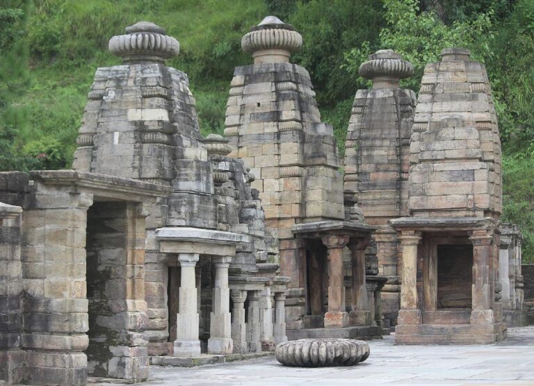 aadi badri narayan madir