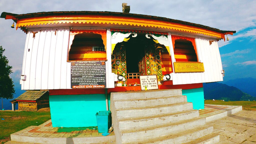 Bijli Mahadev Temple – Lightning Shiva Shrine, Kullu