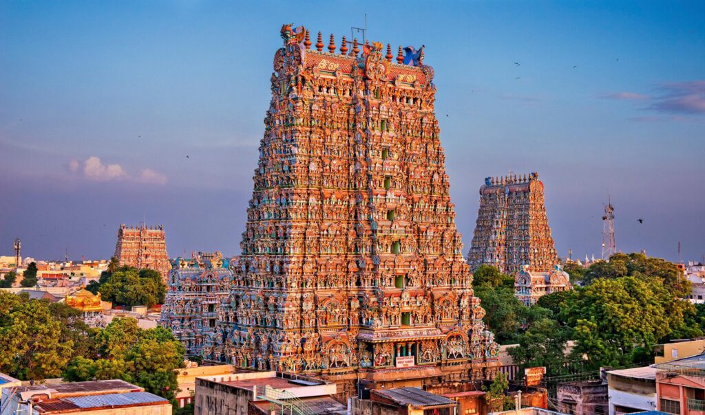 Meenakshi Temple Madurai: History, Architecture & Guide