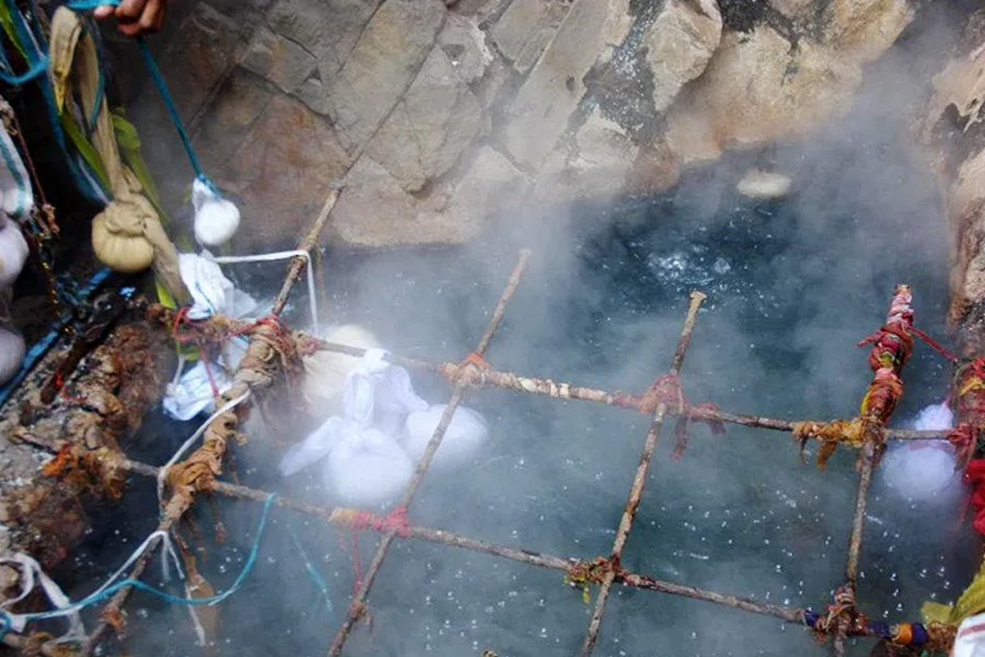 Surya Kund Yamunotri – Sacred Hot Water Spring