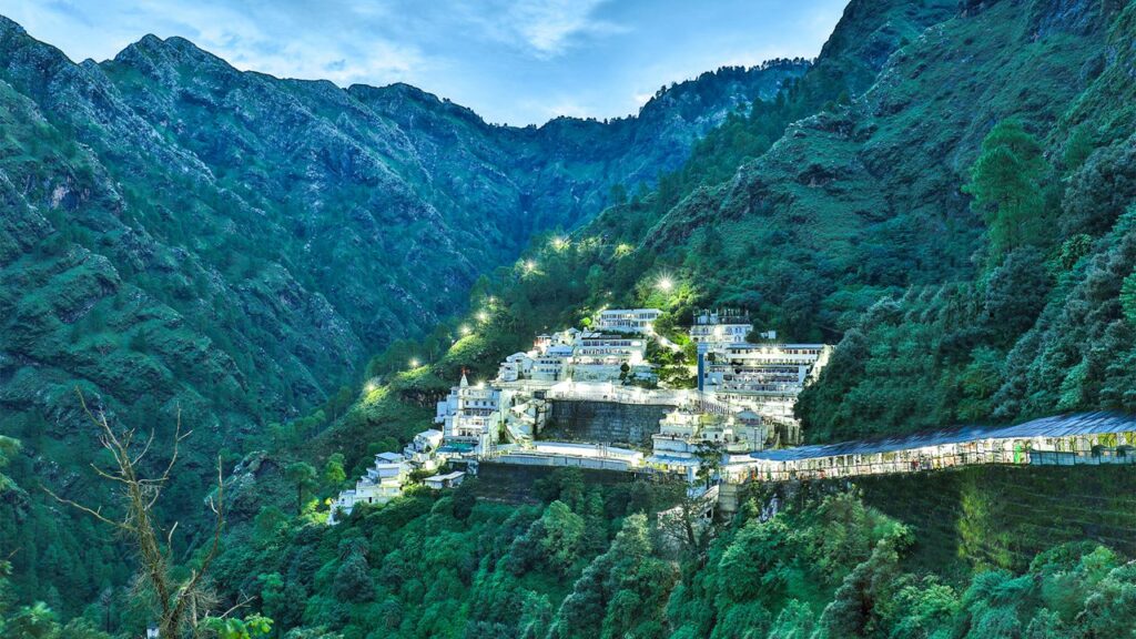 Vaishno Devi Temple: Yatra Guide, Timings & Travel Tips