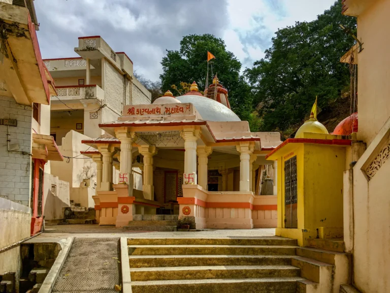 Kamnath Mahadev Temple Bhavnagar