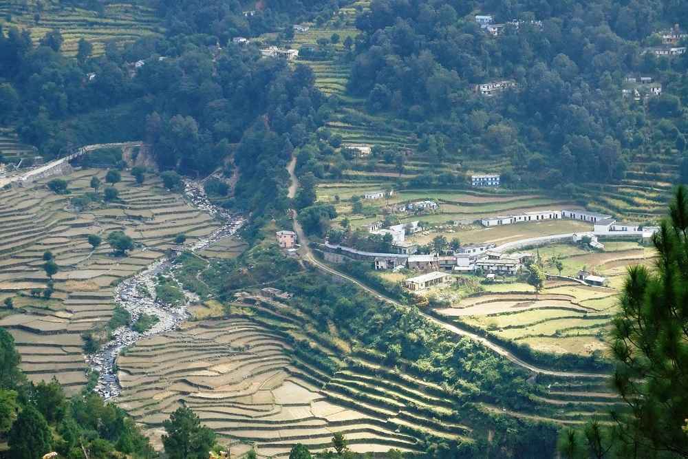 How to Reach Badrinath from Joshimath – Route, Distance & Tips
