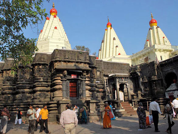 Mahalakshmi Shakti Peeth Maharashtra – History, Timings & Location